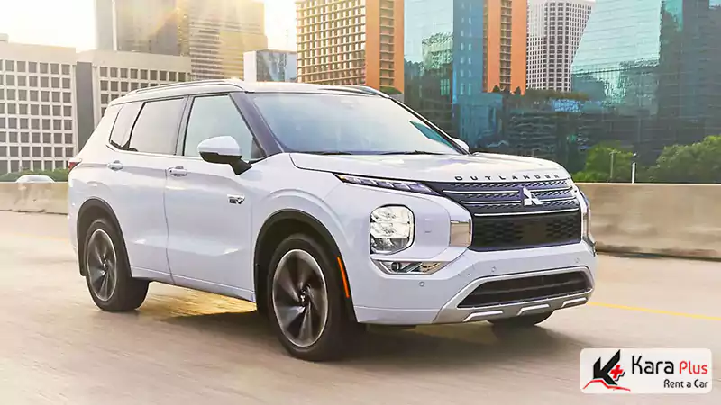 اجاره میتسویشی اوتلندر در دبی؛ یک شاسی بلند 7 نفره